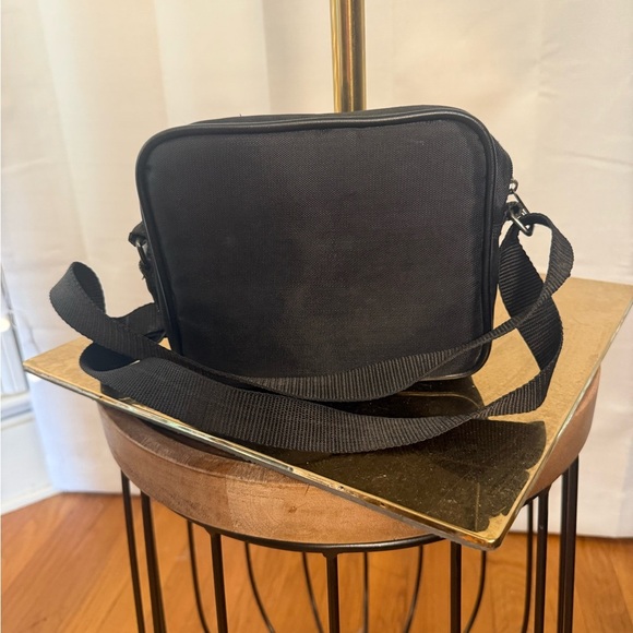 Vintage Black Camera Bag with Red Stripe – Small Shoulder Crossbody - Picture 2 of 7